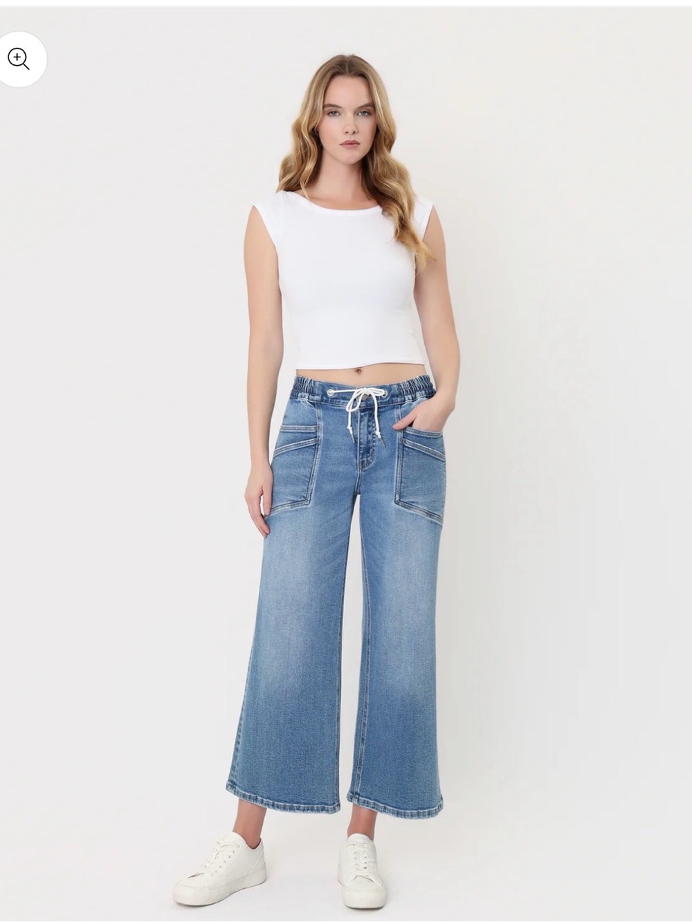 Vervet High Rise Wide Leg Jeans Size 24 NWOT